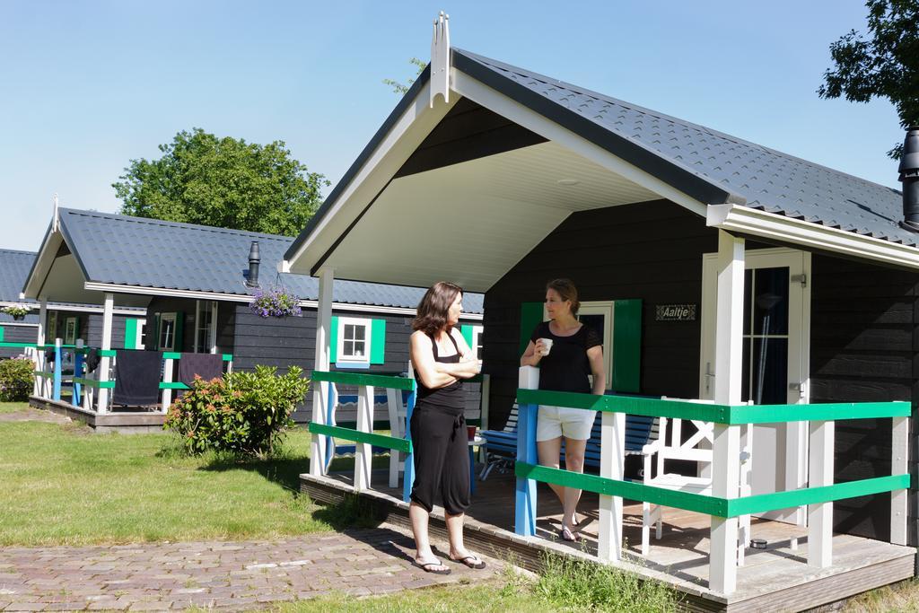 Familiecamping De Vossenburcht IJhorst Ruang foto